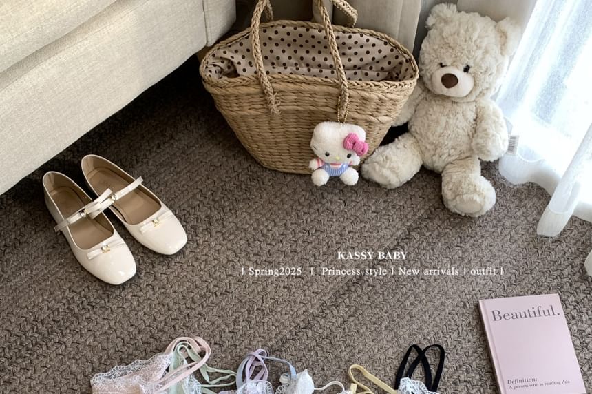 Set: V-Neck Lace Trim Knit Camisole Top + Round Neck Plain Cardigan