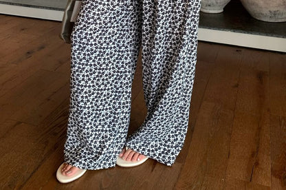 Notch Neck Plain Camisole Top / High Waist Floral Print Wide Leg Pants