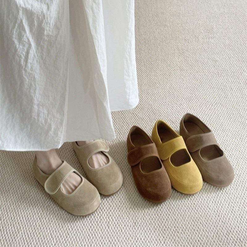 Adhesive Strap Plain Flats