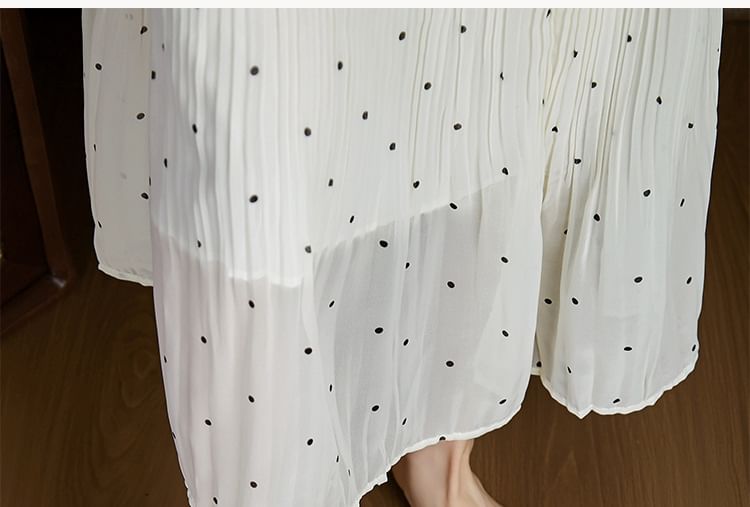 Block Heel Perforated Clogs