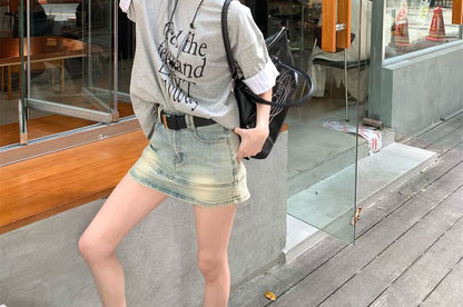 Short Sleeve Round Neck Lettering Print Striped Panel T-Shirt