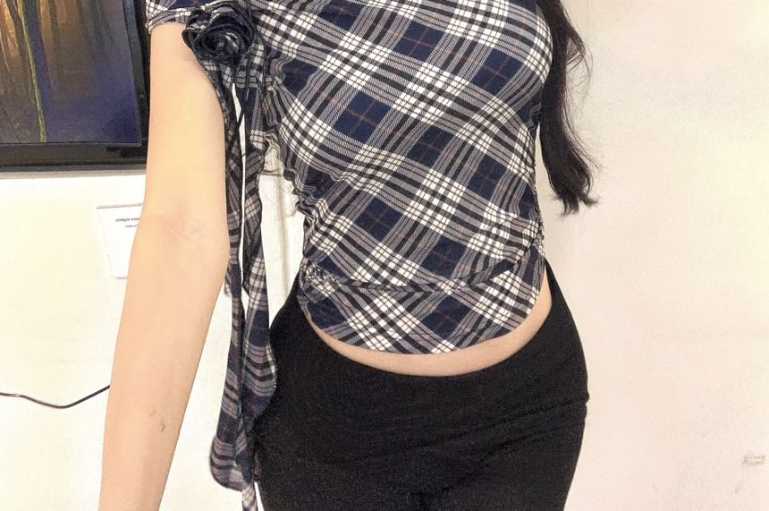 Short Sleeve Off Shoulder Plaid Top