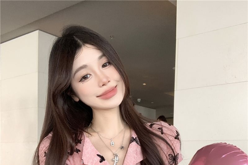 Short Sleeve V-Neck Butterfly Print Button Top