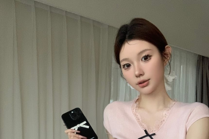 Cap Sleeve V-Neck Plain Bow Lace Trim Knit Top