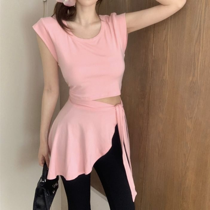 Cap Sleeve Crew Neck Plain Mock Two Piece Asymmetrical T-Shirt / High Waist Plain Flared Pants