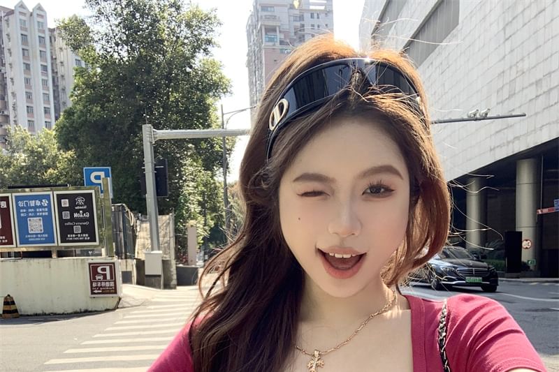 Short Sleeve Henley Plain Tee