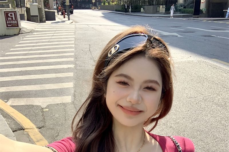 Short Sleeve Henley Plain Tee