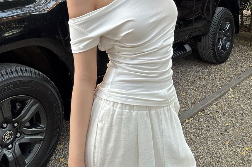 Off Shoulder Cutout Plain Top