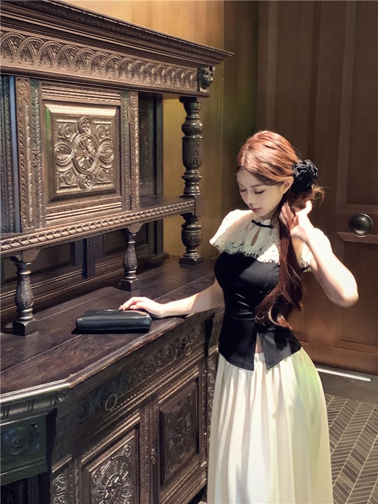 Short-Sleeve Two Tone Asymmetrical Top / High Waist Maxi A-Line Skirt