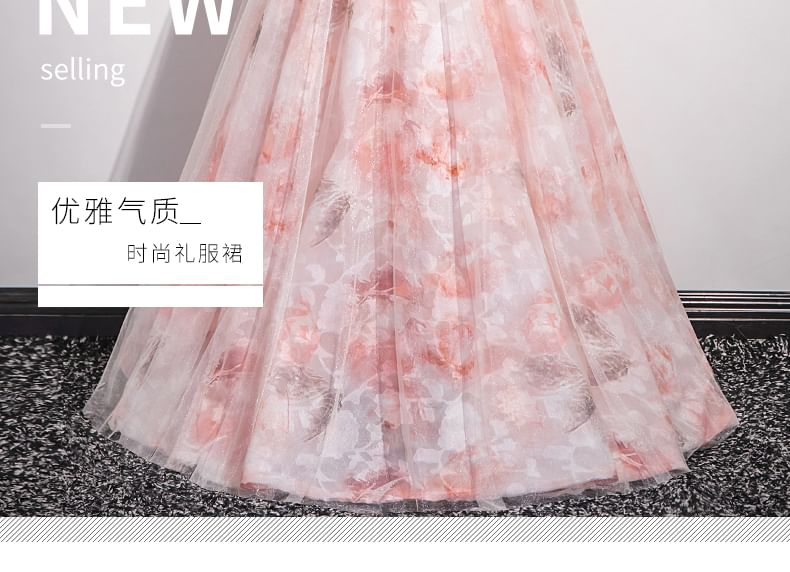 Gown Arm Strapless Floral A-Line Set: Sweetheart Evening Print Sleeves Neckline +