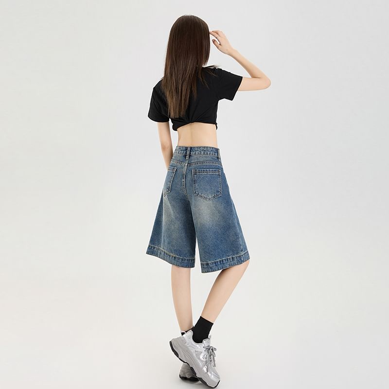 Mid Rise Washed Wide Leg Jorts