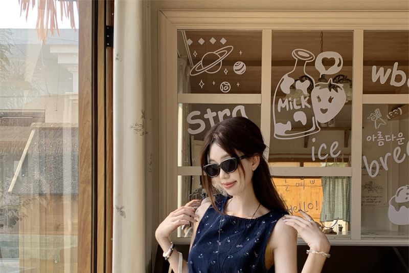 Floral Asymmetrical Tank Top / High Rise Plain Wide Leg Pants