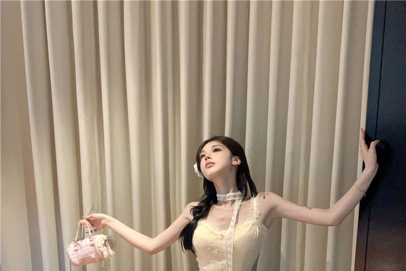 Spaghetti Strap Floral Lace Mini Bodycon Dress