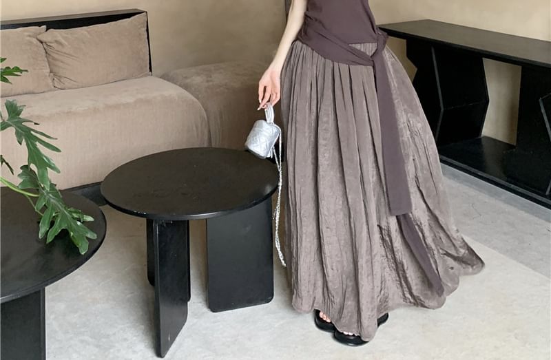 Scoop Neck Plain Tie Waist Halter Top / High Waist Maxi A-Line Skirt