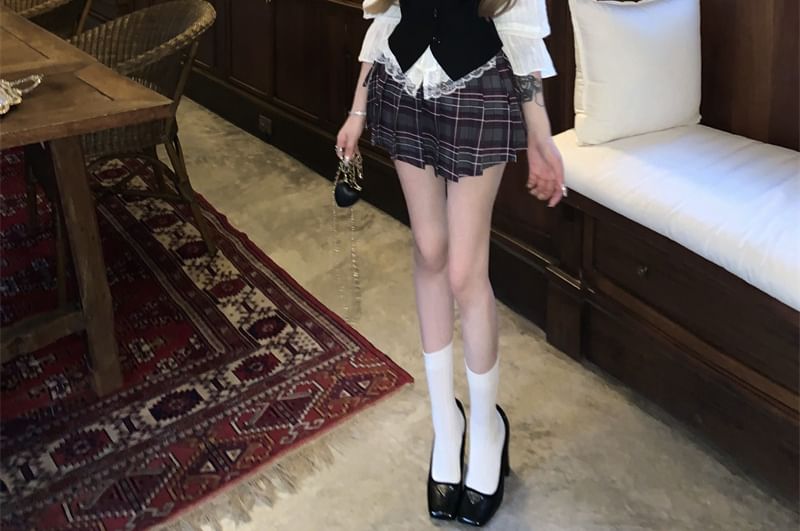 Puff-Sleeve Striped Lace Trim Blouse / Plain Button-Up Cami Top / High Waist Plaid Pleated Mini A-Line Skirt