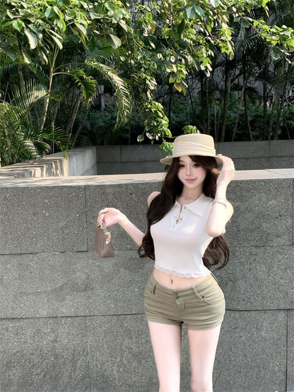 Sleeveless Plain Lace Trim Collared Top