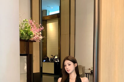 Halter-Neck Plain Button-Up Crop Top / Mid Waist Midi A-Line Lace Skirt