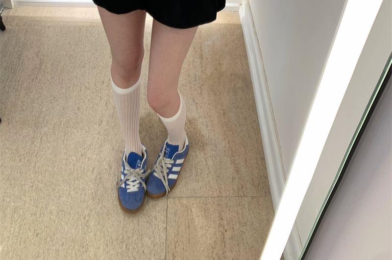 Long-Sleeve Round Neck Dotted Mesh Panel Crop Top