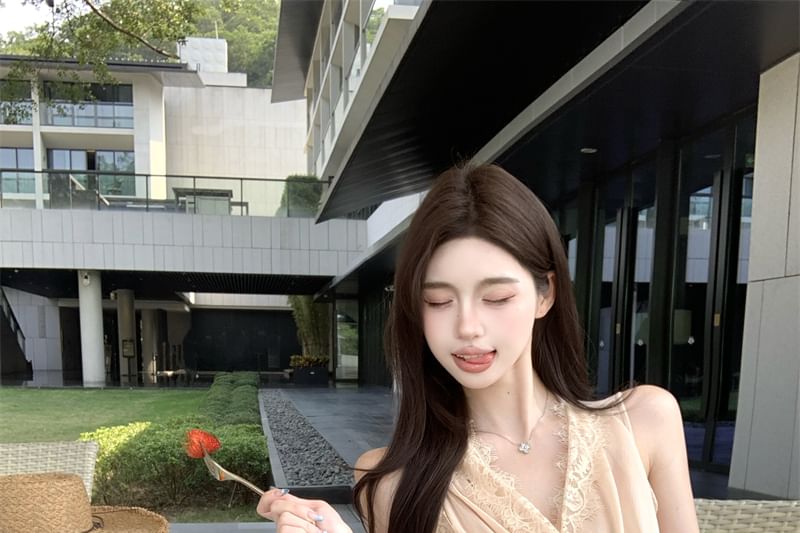 Sleeveless V-Neck Wrap Lace Top