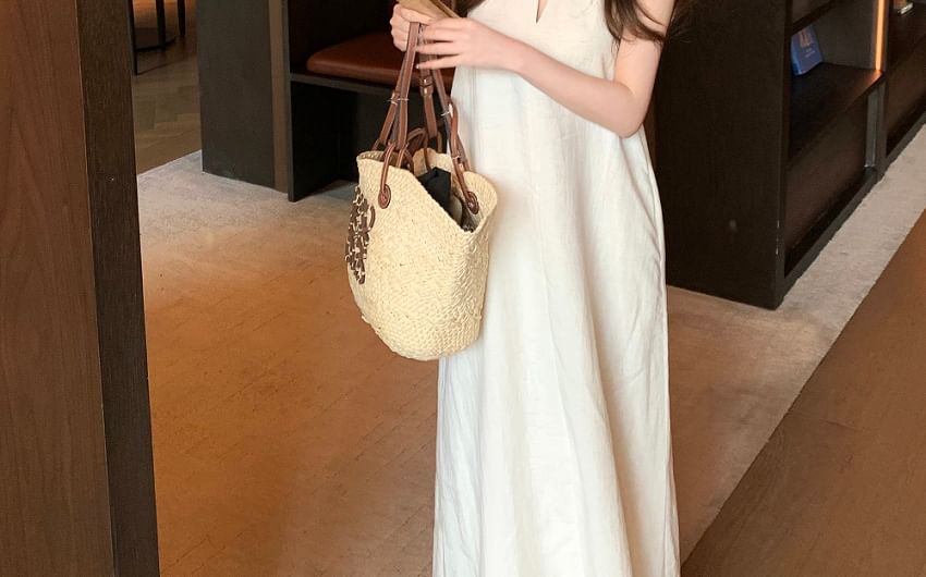 Halter-Neck Plain Midi A-Line Dress / Faux Leather Belt