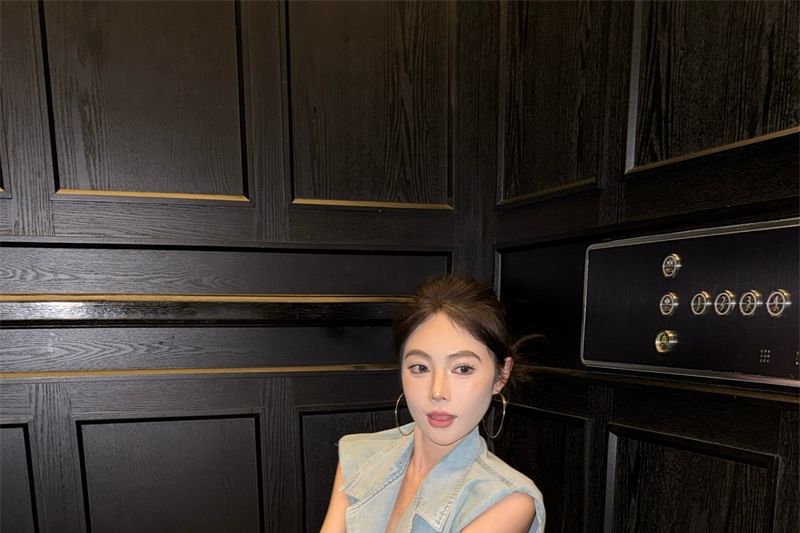 Washed Button-Up Denim Vest / High Rise Midi A-Line Layered Lace Skirt