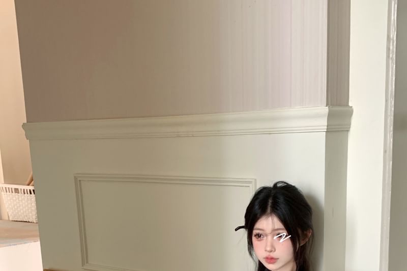 Floral Keyhole Jacquard Mini Halter-Neck Bodycon Dress