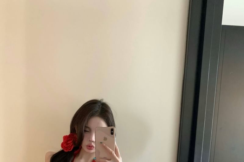 Dotted Plain Top Halter-Neck Hem Ruffle