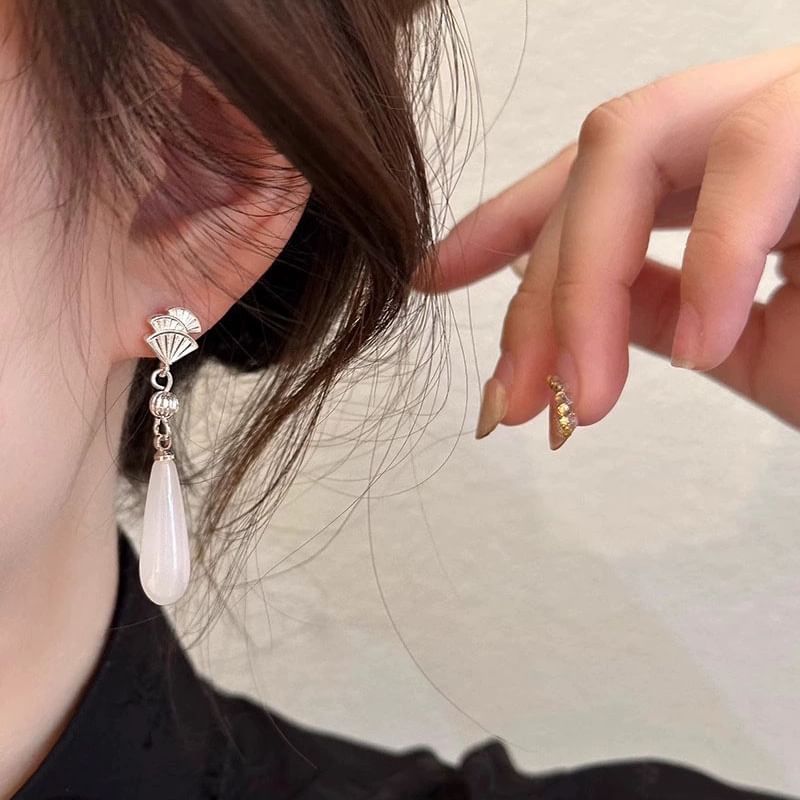 Fan Rhinestone Faux Gemstone Alloy Drop Earring / Ear Cuff (Various Designs)