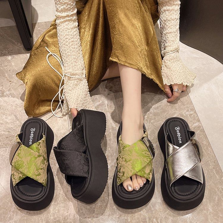 Platform Sandals Cross Strap