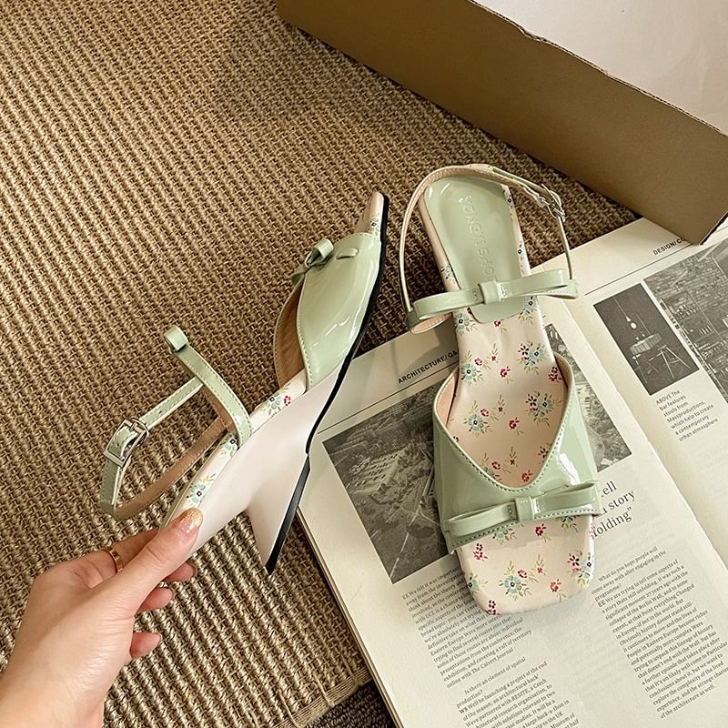 Low Heel Square Toe Floral Print Sandals
