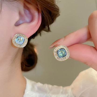 Rhinestone Alloy Stud Earring