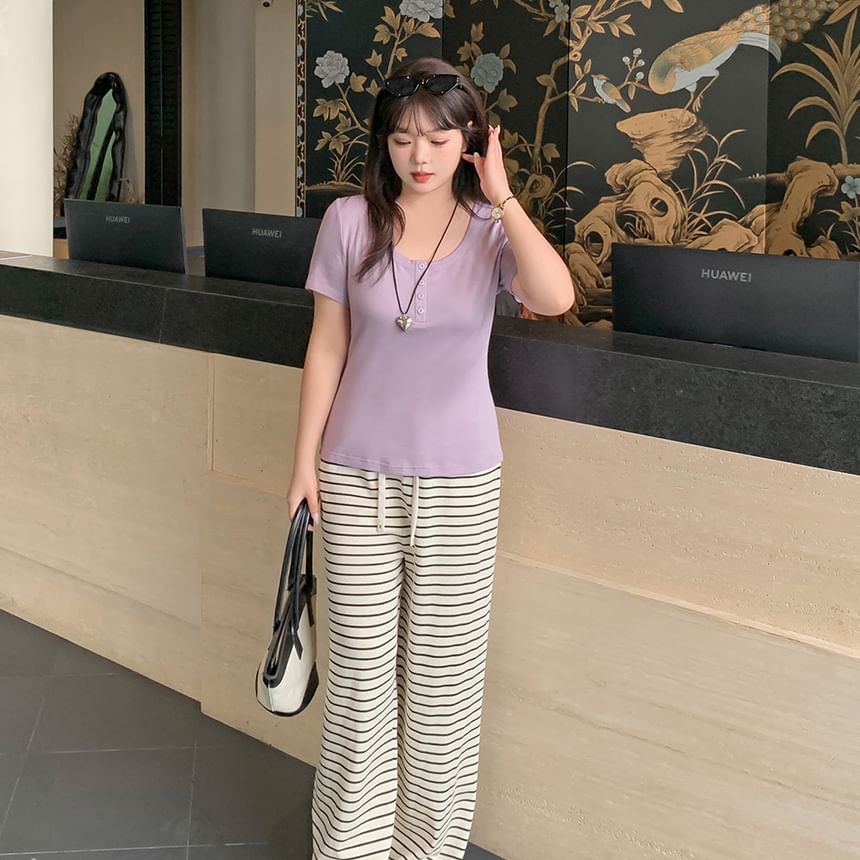 Plus Size Short-Sleeve Scoop Neck Henley Plain Slim Fit T-Shirt