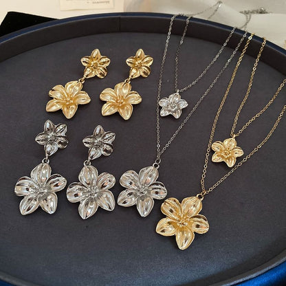 Pendant Drop Necklace Alloy Floral / Earring