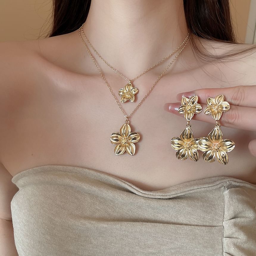 Pendant Drop Necklace Alloy Floral / Earring