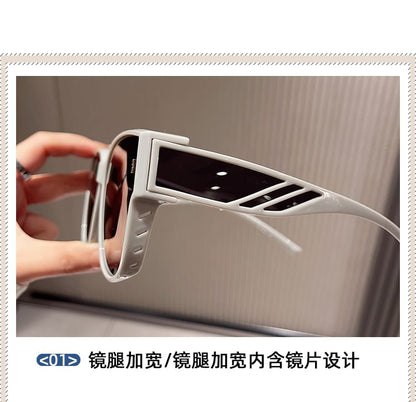 Polarized Sunglasses / Case / Fabric Pouch / Cleaning Cloth / Set