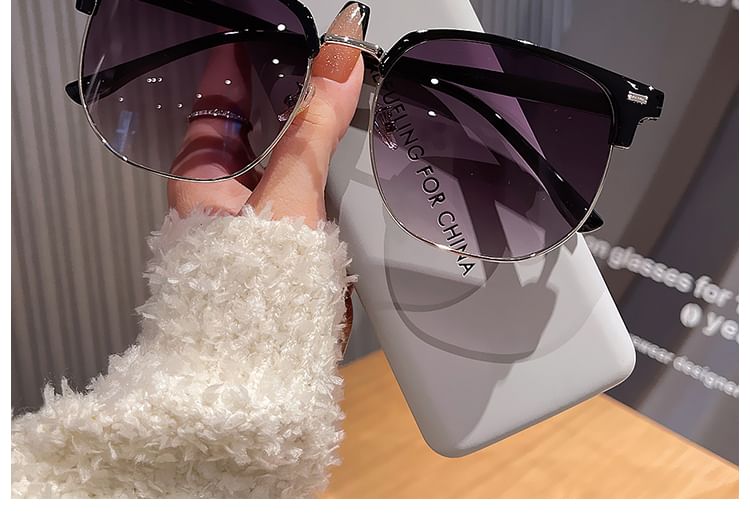 Half Frame Sunglasses / Polarized Sunglasses / Fabric Pouch / Case / Cleaning Cloth / Set (Various Designs)