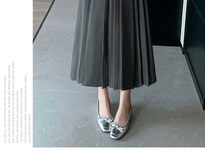 Pleated Midi Skirt with High Waist and A-Line Silhouette