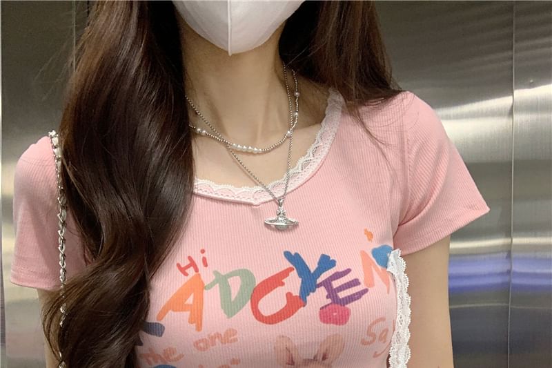 Short-Sleeve Crewneck Rabbit Print Crop Tee