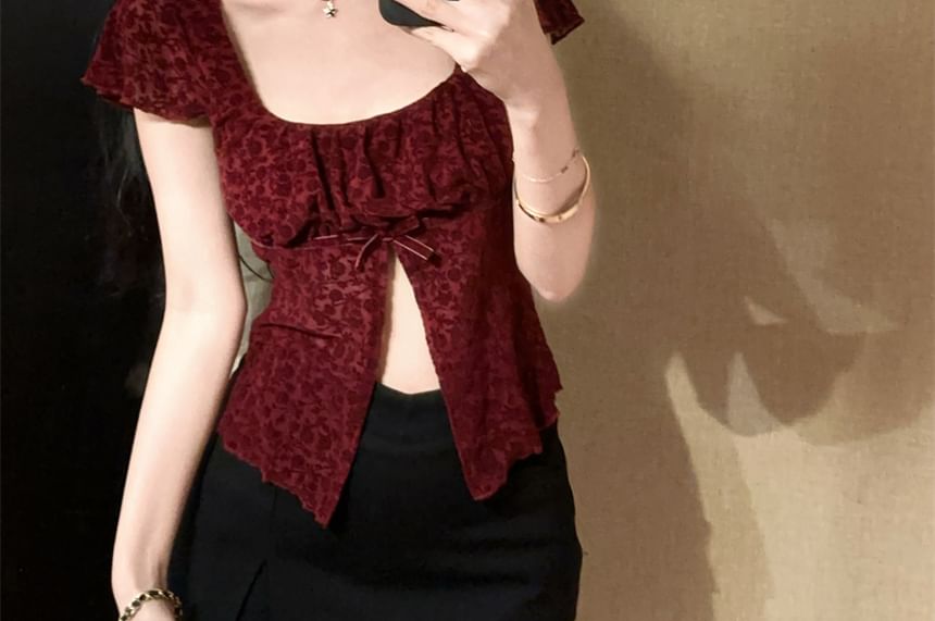 Short-Sleeve Square Neck Slit Hem Lace Top