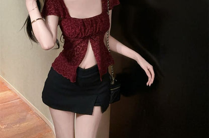 Short-Sleeve Square Neck Slit Hem Lace Top
