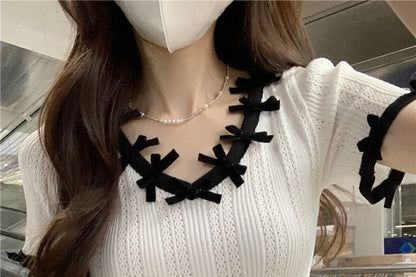 Short-Sleeve V-Neck Lace Trim Plain Crop Knit Top