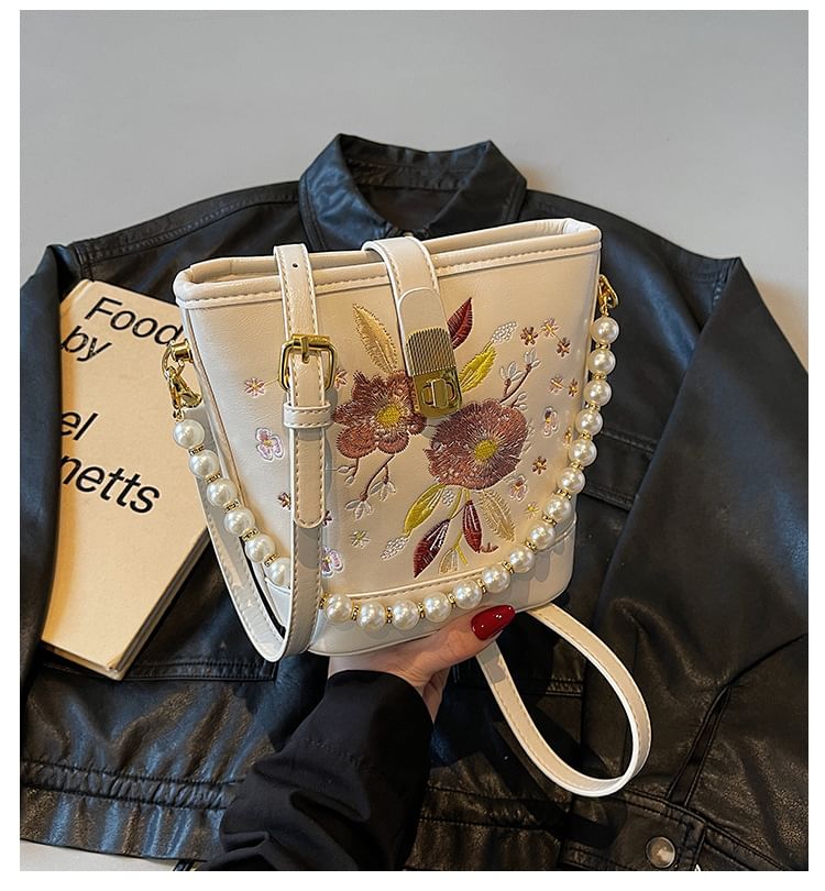 Floral Embroidered Faux Pearl Strap Bucket Bag