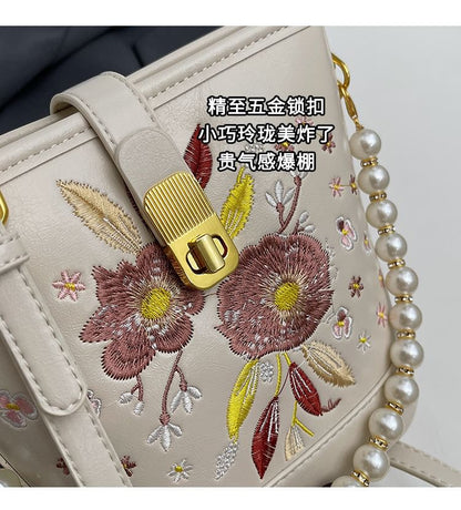 Floral Embroidered Faux Pearl Strap Bucket Bag