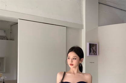 Sweetheart Neckline Off-Shoulder Plain Bow Accent Slim Fit Crop Top