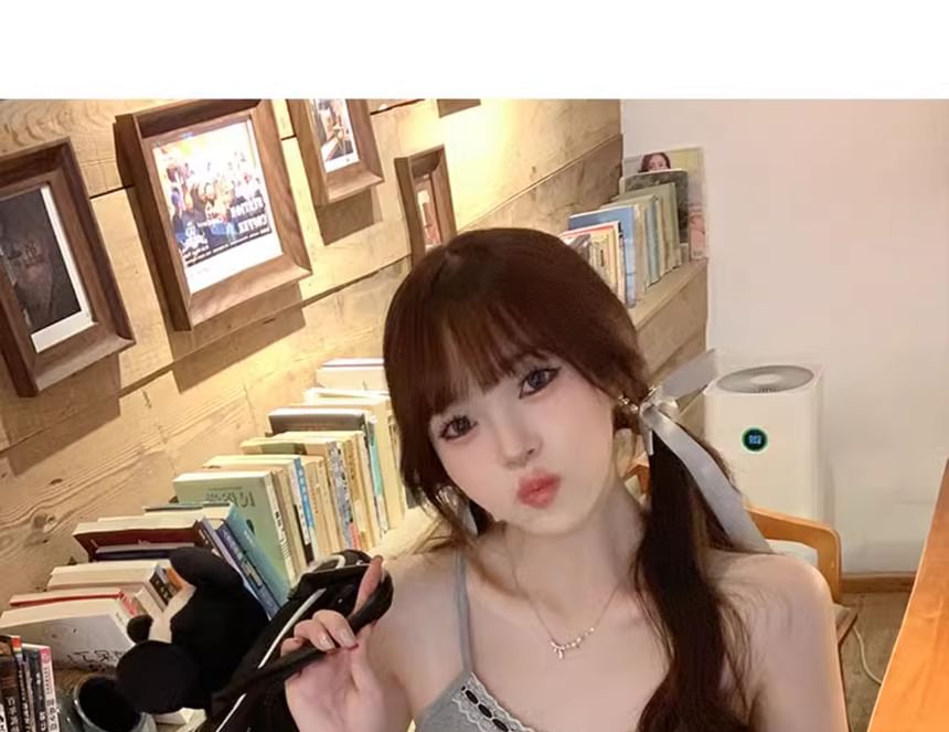 V-Neck Plain Bow Accent Lace Trim Crop Cami Top