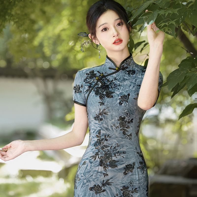 Short-Sleeve Floral Print Maxi Sheath Qipao Dress