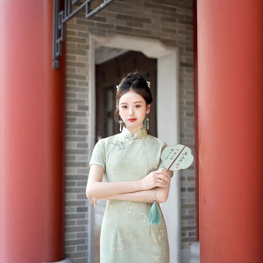 Short-Sleeve Floral Print Midi Sheath Qipao Dress