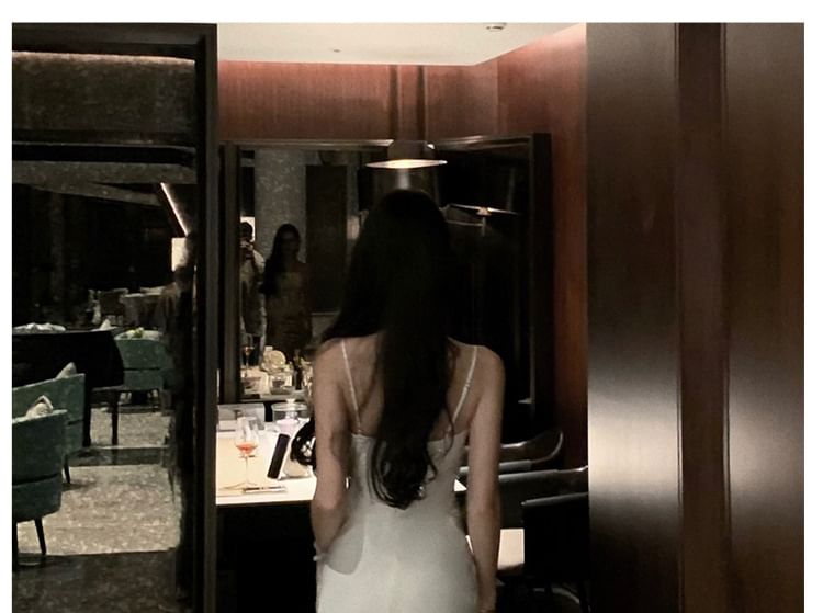 Spaghetti Strap Sequin Panel Open Back Satin Mermaid Evening Dress