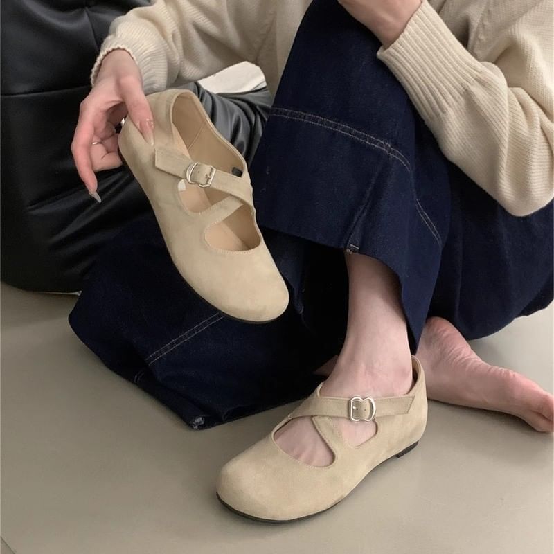 Criss Cross Hidden Wedge Mary Jane Shoes