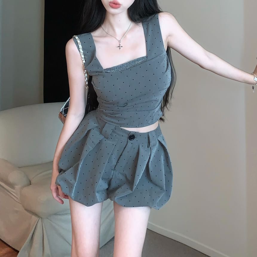 Square Neck Dotted Crop Slim Fit Tank Top / High Waist Bubble Hem Shorts